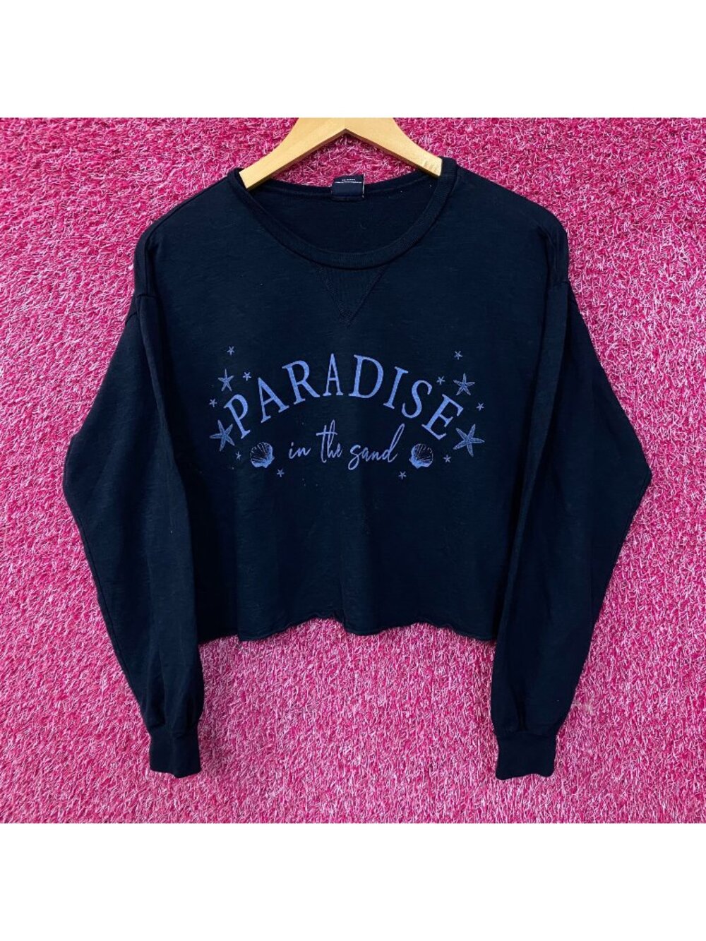 Paradise In The Sand Cropped Crewneck Size Medium